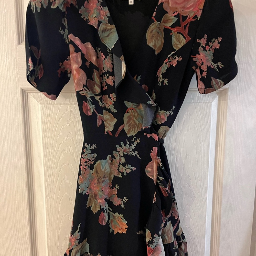 Privacy Please - XS - Floral Wrap Dress - Mini